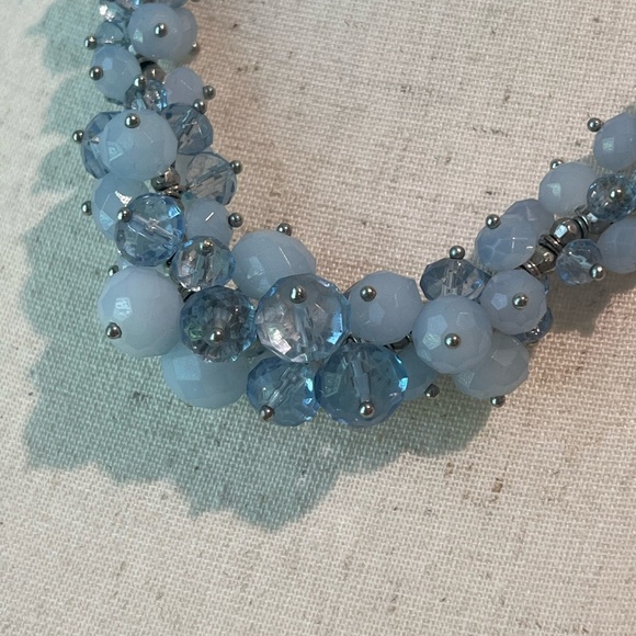 Light Blue Beaded Necklace 16” NWT - Picture 2 of 3
